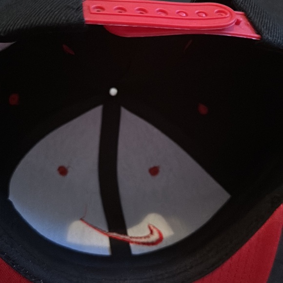 Hat - Picture 3 of 3